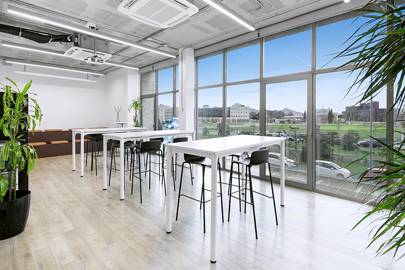 Avenida baix llobregat, 5-7 5